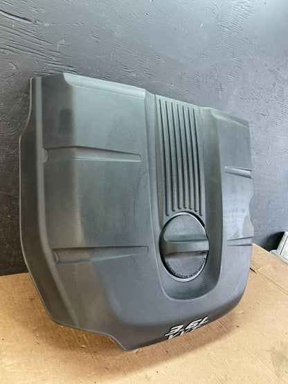 2012 to 2014 Jeep Grand Cherokee 3.6L Engine Cover AE8594 DG2