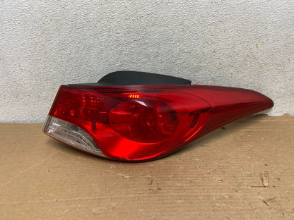 2011 2012 2013 Hyundai Elantra Sedan Right Passenger Tail Light AH8899 LK0