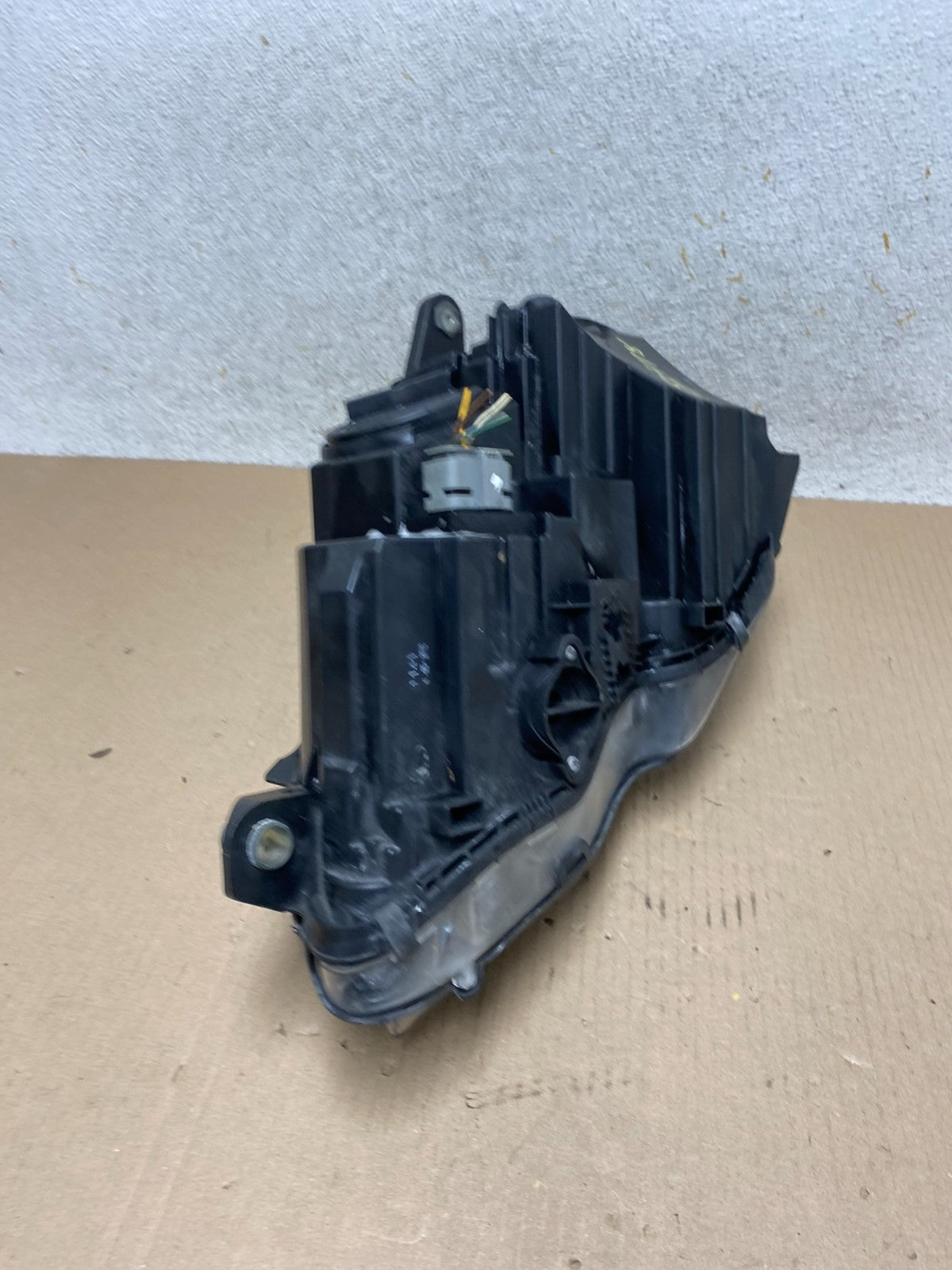 2012 - 2015 Mercedes Benz C250 Coupe Right Passenger RH Side Headlight AJ2418 DW8