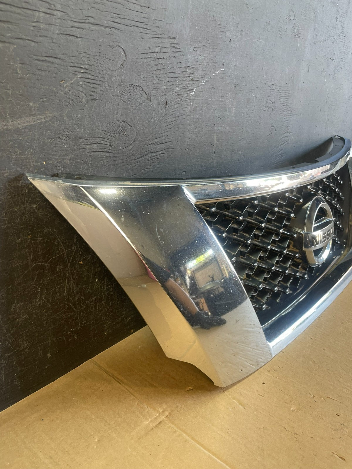 2013 - 2016 Nissan Pathfinder Front Upper Chrome Grill Grille AD5717 DW2