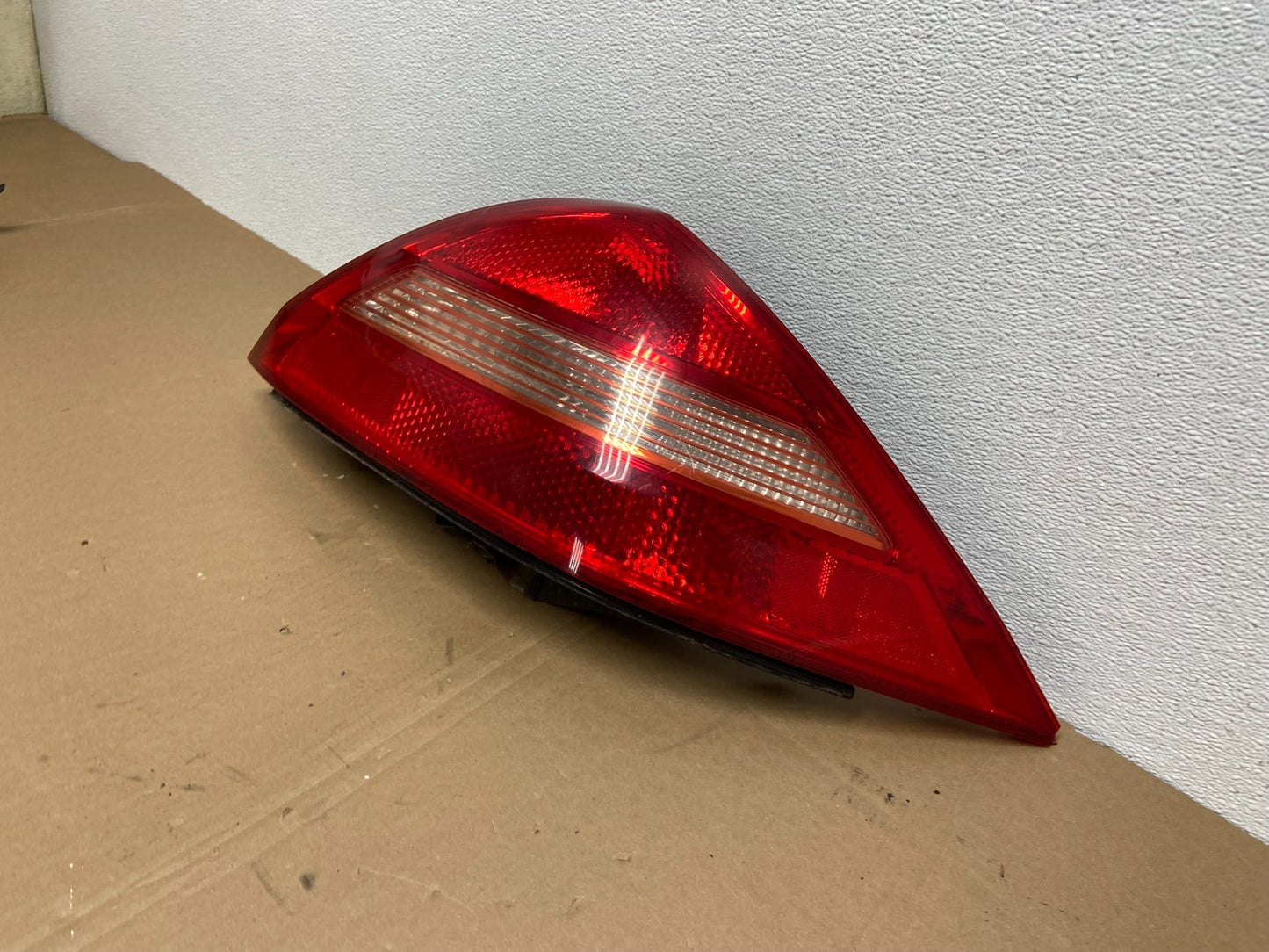 2003 2004 2005 Honda Accord Coupe Right Passenger Rh Tail Light AB6321 DW1