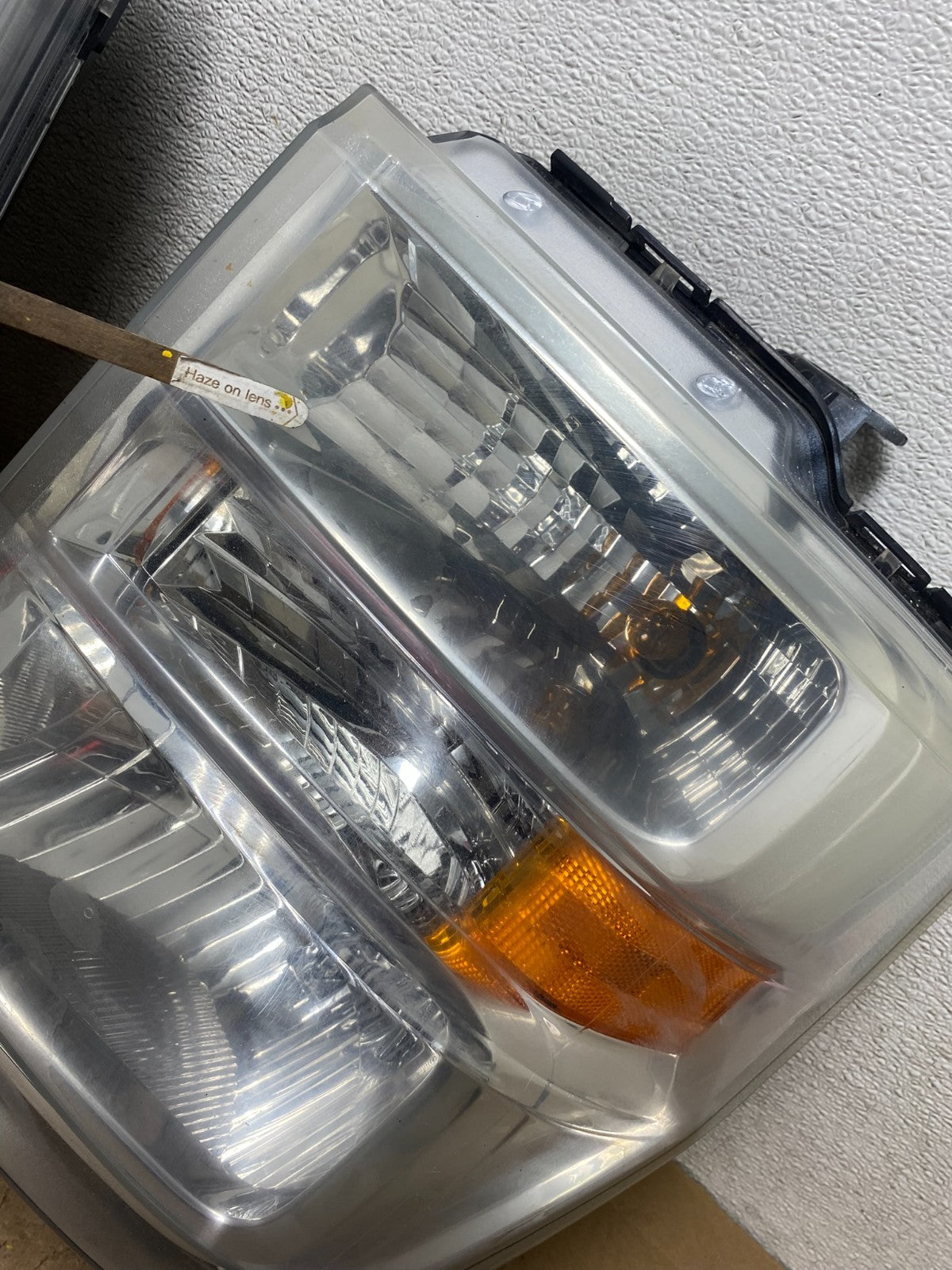 2008-2014 Ford Econoline E150 E250 E350 Left+Right Headlights Q8195 DW9