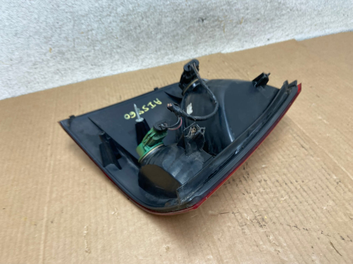 2002 to 2005 Ford Explorer Right Passenger Rh Side Tail light AI5860 LK6