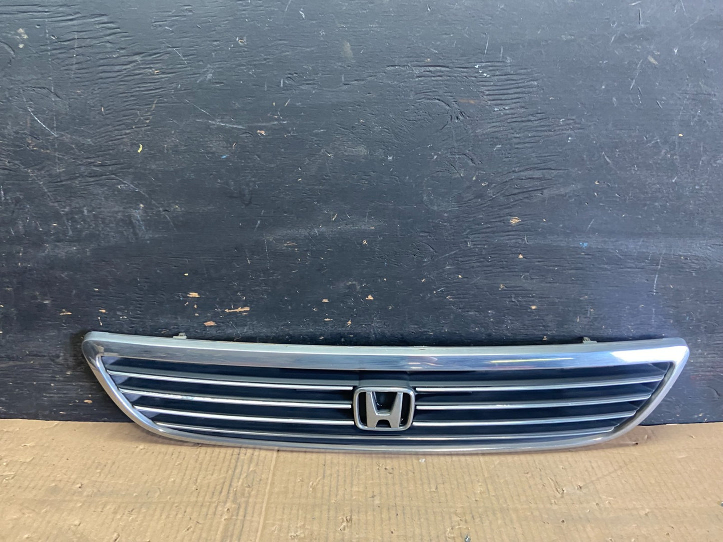 1995 to 1998 Honda Odyssey Front Grille Grill r5459 DG0