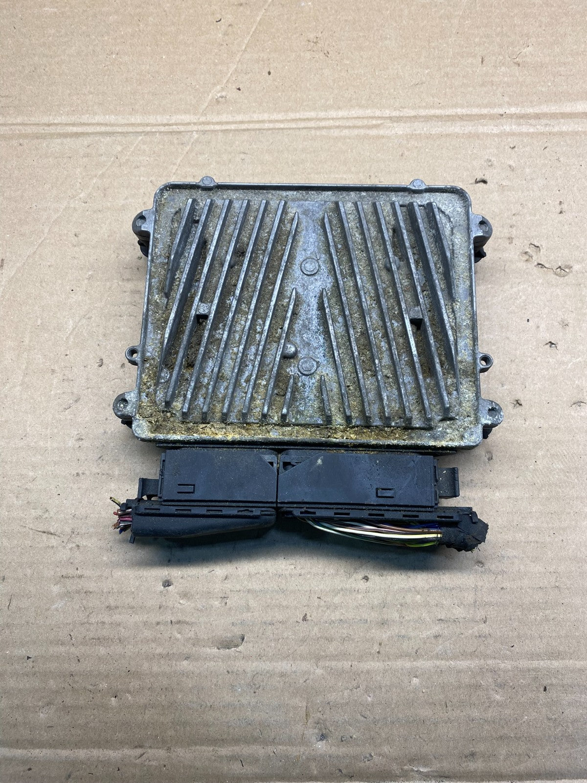2007 to 2012 Mercedes GL450 ECM ECU Engine Control Module AH9900 DW1