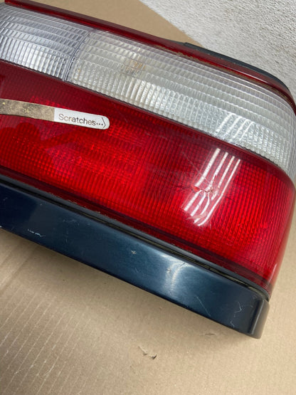 1996 to 1997 Toyota Corolla Right Passenger Rh Side Tail Light AE9423 LK3