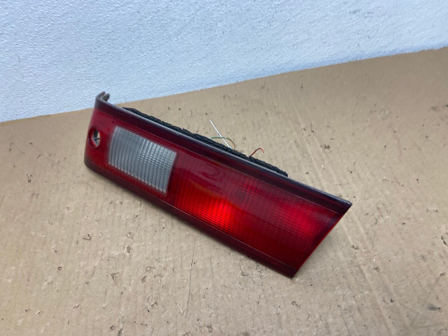 1997 1998 1999 Toyota Camry Tail Light Inner Right Passenger Oem AB6723 LK1