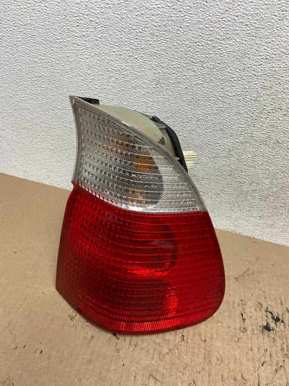 2000-2003 BMW E53 X5 Right Passenger Rh Side Tail Light AF6079 DW0