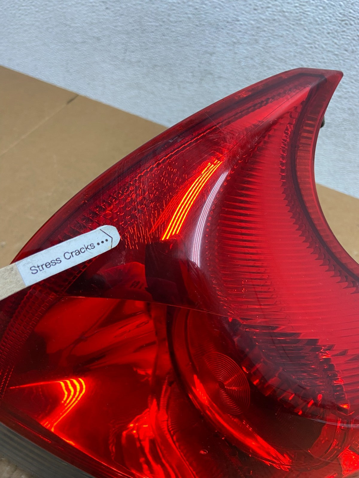 2009 to 2012 Toyota Venza Right Passenger RH Side Tail Light AE2776 DG4
