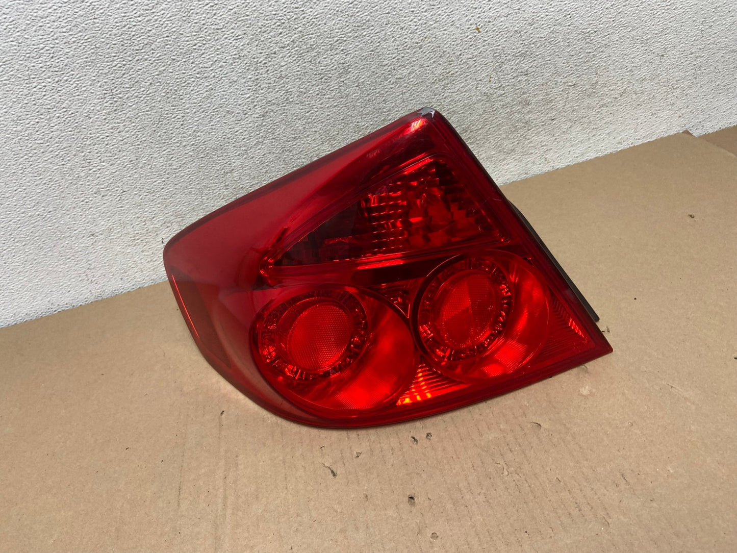 2005 to 2006 Infiniti G35 Left Driver Lh Side Tail Light AG6643 LK0