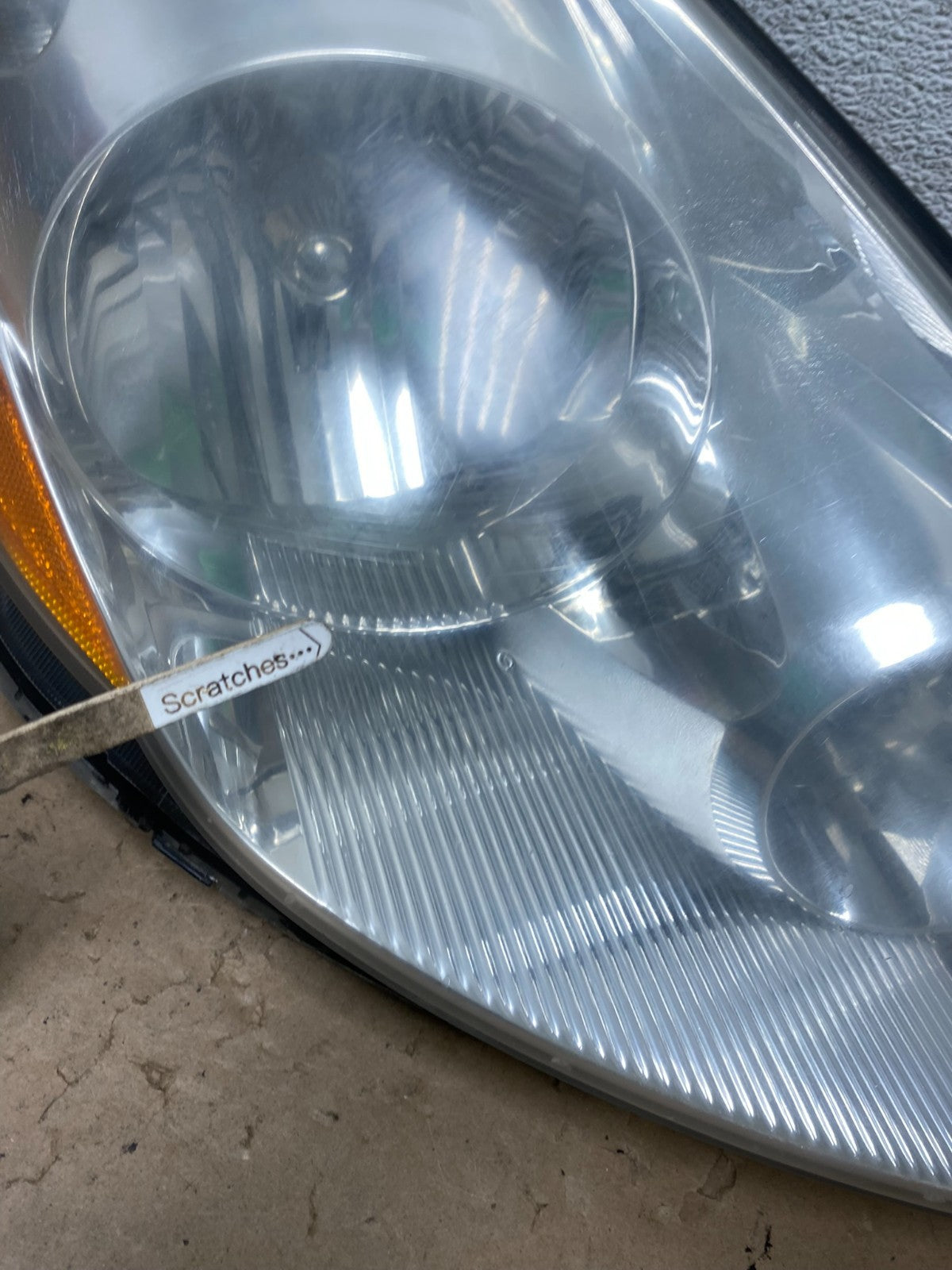 2006 to 2010 Toyota Sienna Right Passenger Rh Side Headlight Halogen AG4411 DW3
