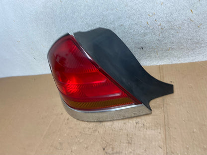 1998-2003 Ford Crown Victoria Left Driver Lh Side Tail Light AI5581 LK1