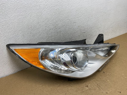 2011 - 2014 Hyundai Sonata Right Passenger Rh Side Headlight Halogen AF7423 DW2