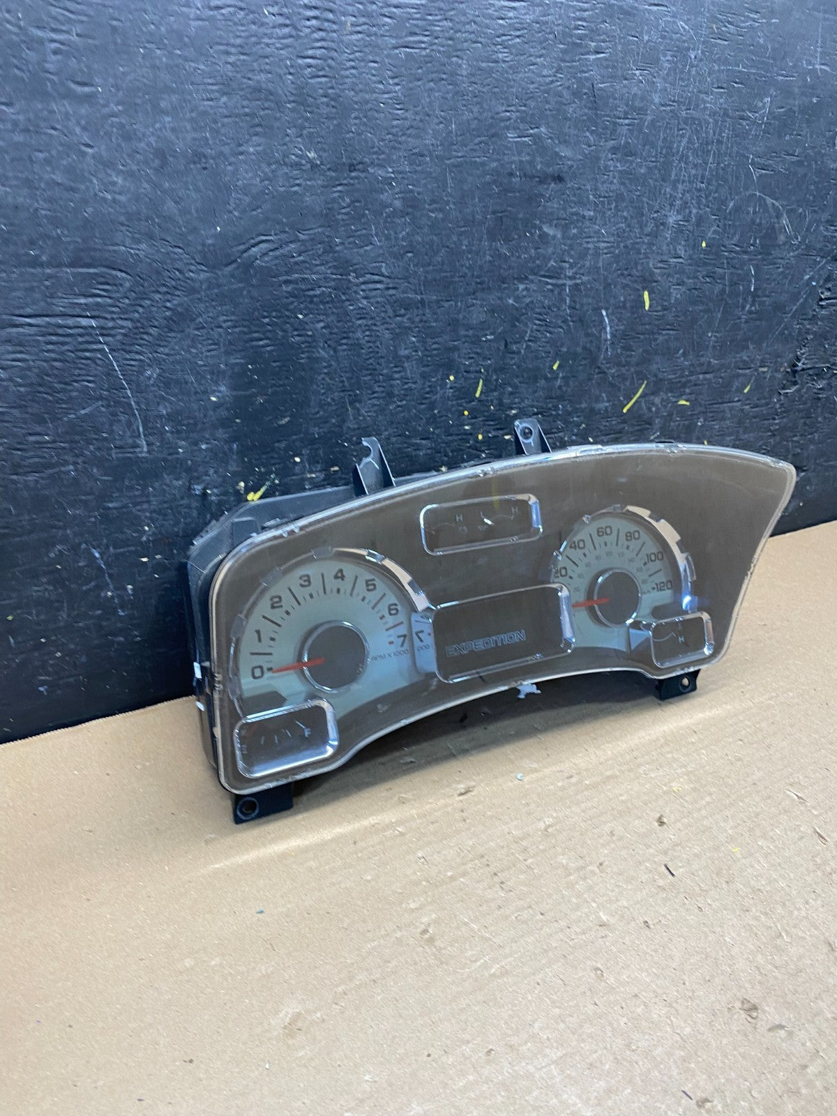 2007 2008 Ford  Expedition Speedometer Cluster Gauge 7l1t-10849-rb s6478 DG2