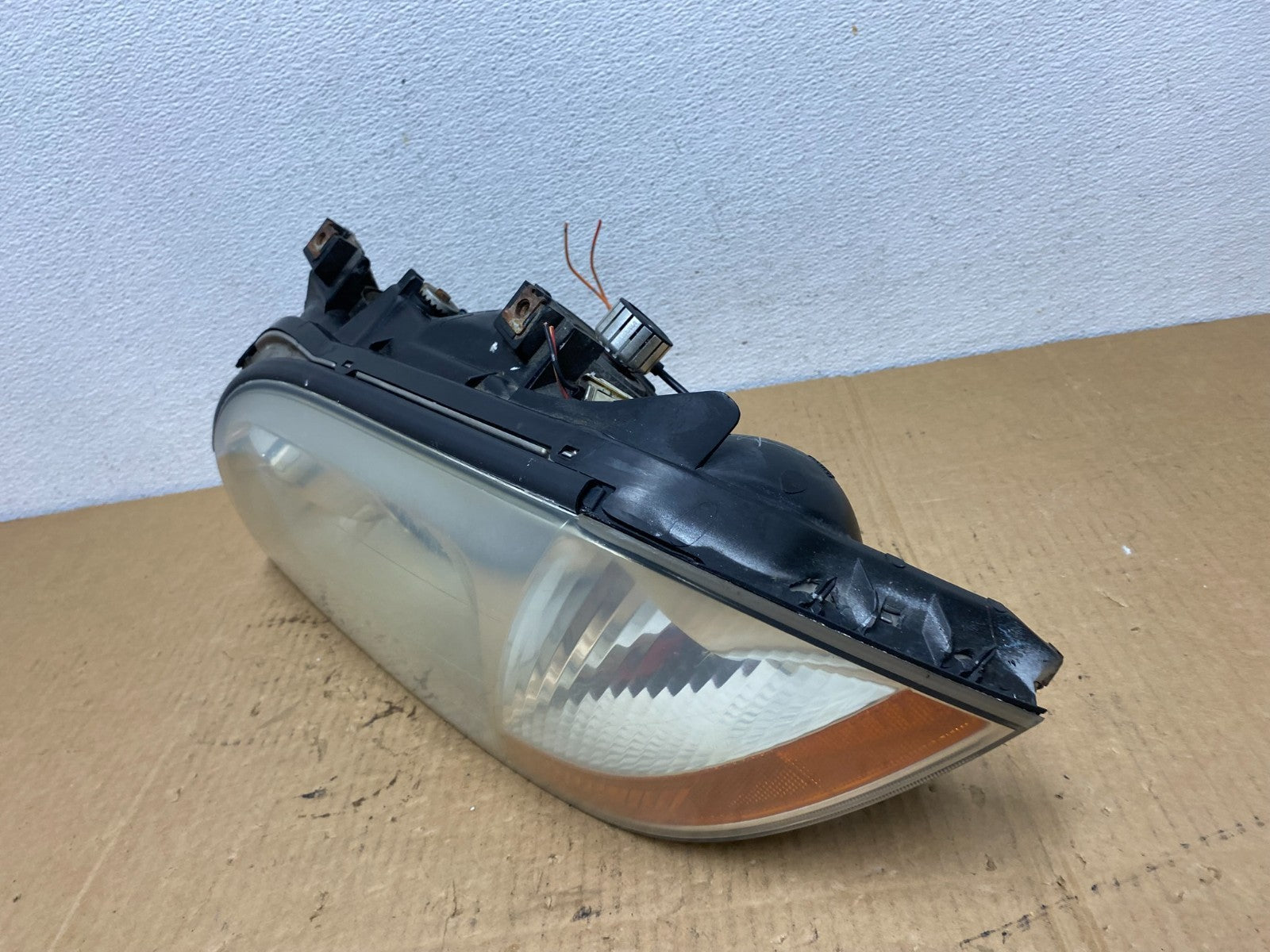 2001 to 2003 Acura MDX Left Driver LH Halogen Headlight AC7728 DW1