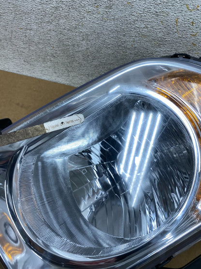 2003 to 2006 Honda Element Right Passenger Rh Side Headlight AI2625 DW4