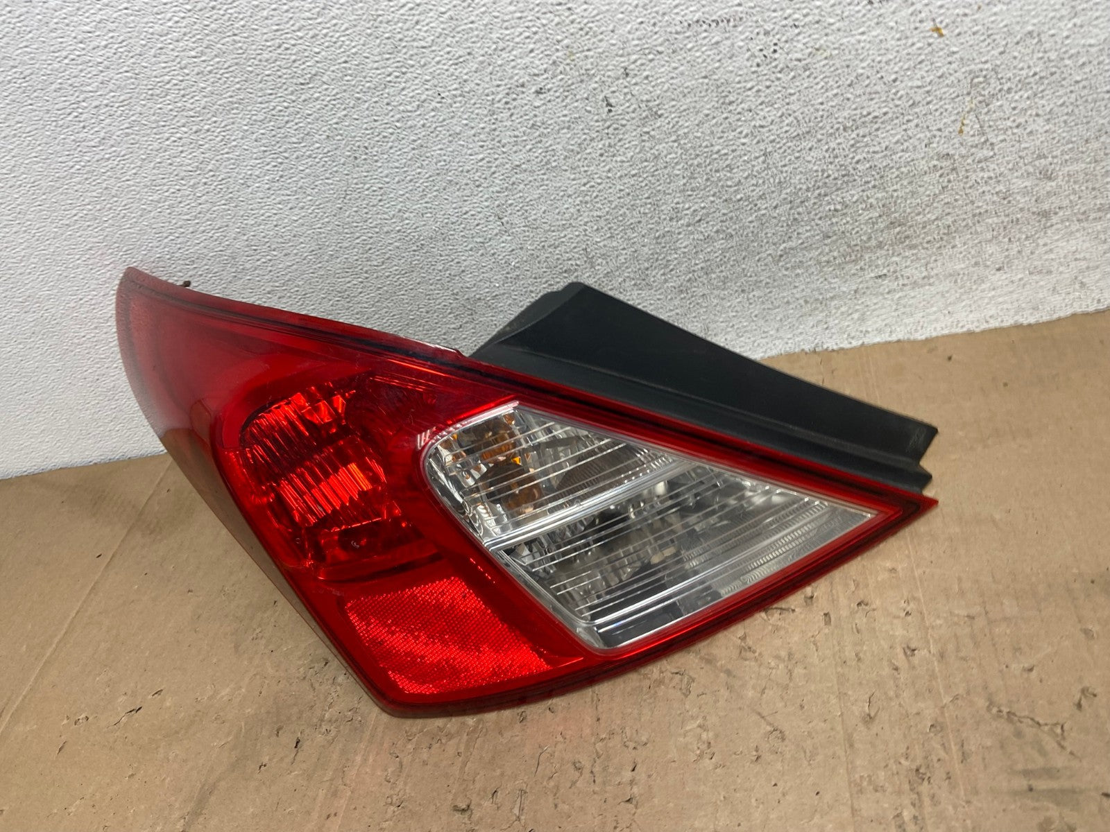 2012-2019 Nissan Versa Sedan Left Driver LH Side Tail Light AE9395 LK1