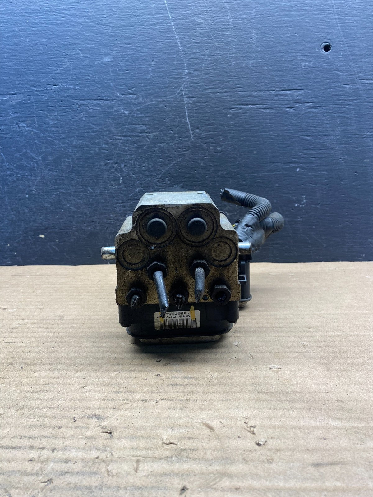 2003 - 2005 Chevrolet Silverado GMC Sierra ABS Anti-Lock Brake Module AE0178 DG3