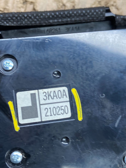 2013 to 2015 Nissan Pathfinder Information Display Control OEM  w0057 DG6