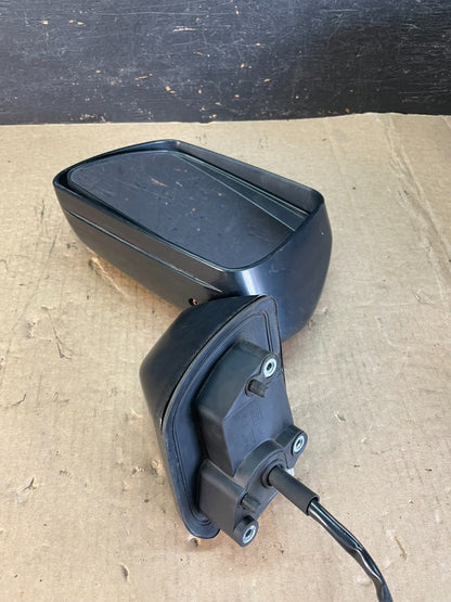 2004 - 2011 Mitsubishi Endeavor Left Driver LH Door View Mirror AF5393 DW2