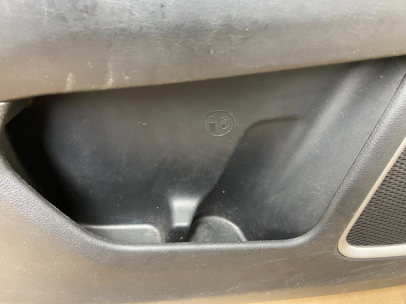 2017-2021 Jeep Grand Cherokee Front Left Driver LH Side Panel Door OEM AC0031 DG4