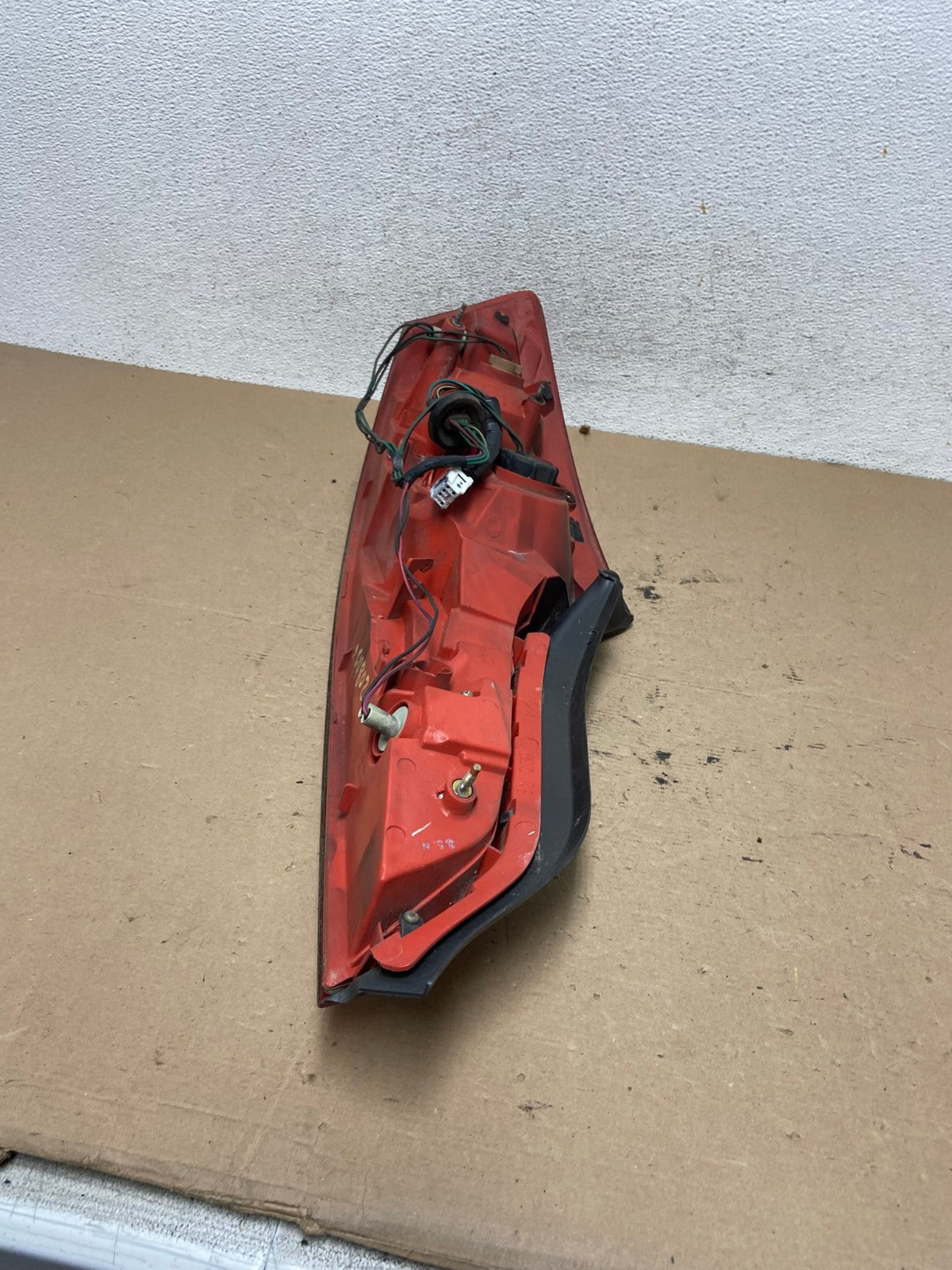 2003 - 2005 Infiniti G35 Coupe Right Passenger Rh Outer Tail Light AF4802 LK6