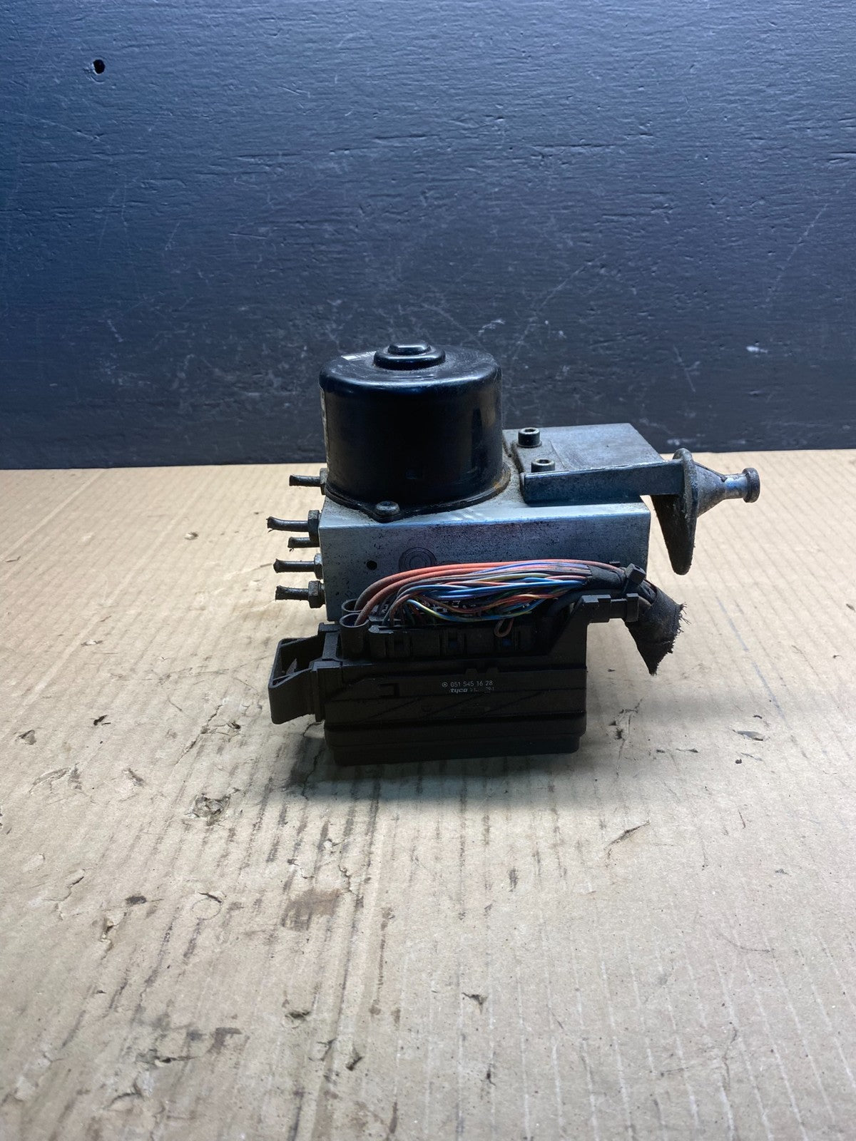 2005 - 2008 Mercedes CLK350 SLK350  ABS Anti Lock Brake Pump Module AC0912 DG1