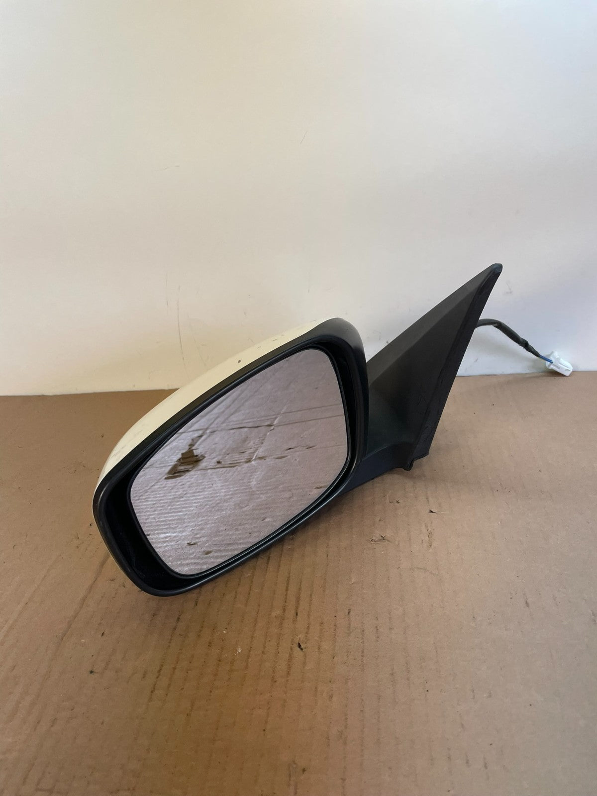 2008 to 2013 Infiniti G37 Sedan Left Driver LH View Door Mirror AG7772 DW2
