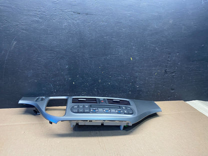 2005 to 2010 Honda Odyssey  Radio Climate Control Dash Trim Bezel O3636 PS1