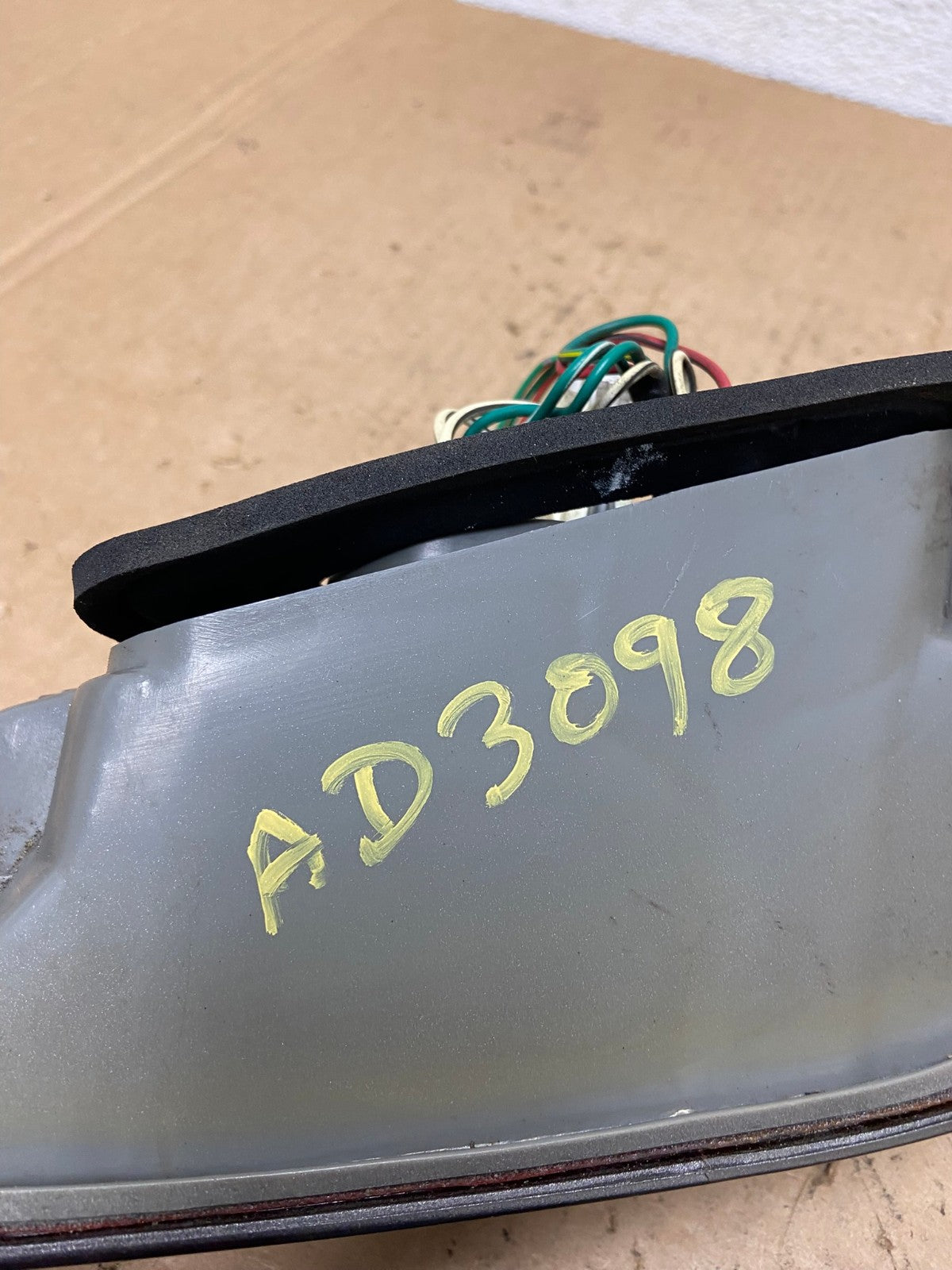 1997 1998 1999 Toyota Camry Tail Light Left Driver Rh Side AD3098 LK6