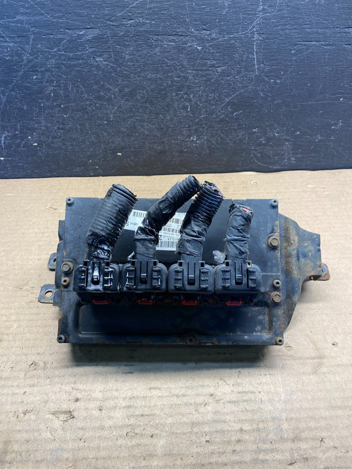 2008 2009 Caravan Town & Country 3.8L Engine Control Unit ECU Module AE0122 DG0