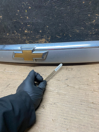 2016-2017 Chevrolet Equinox Rear Liftgate Garnish Chrome Trim W/Camera V7223 DG4