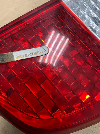 2011 2012 2013 Kia Sorento Right Passenger Inner Tail Light AI1100 LK3