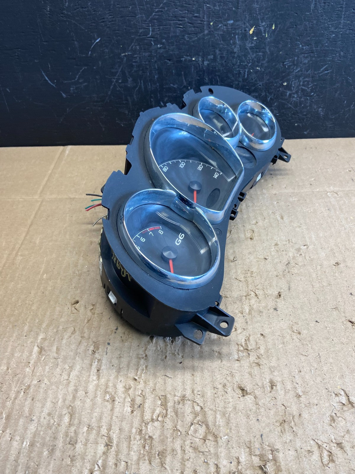 2001 - 2005 Pontiac Aztek Speedometer Cluster Gauge AE4300 DG1