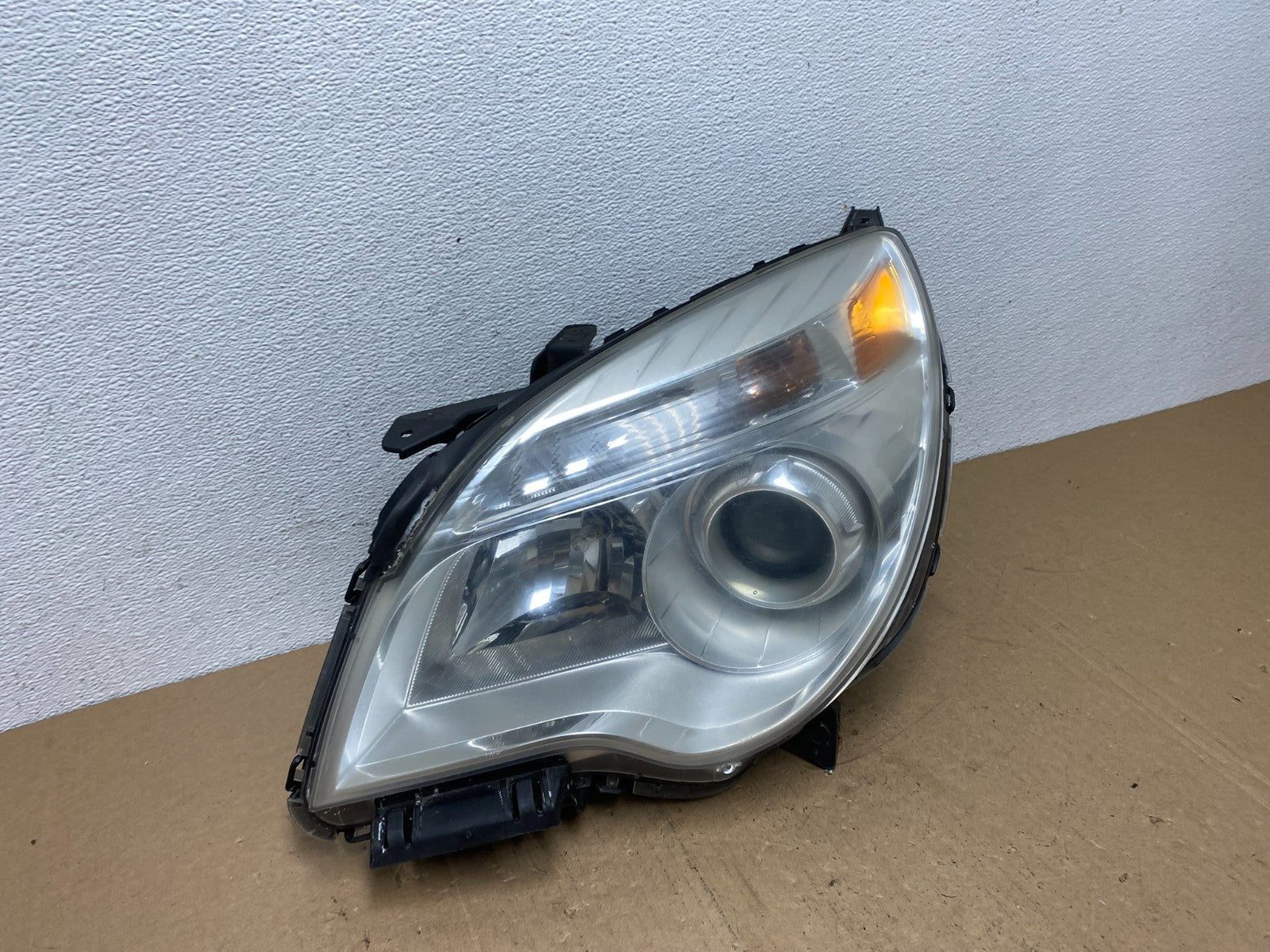 2010-2015 Chevrolet Equinox Halogen Projector Headlight Left Driver AC573 DW2