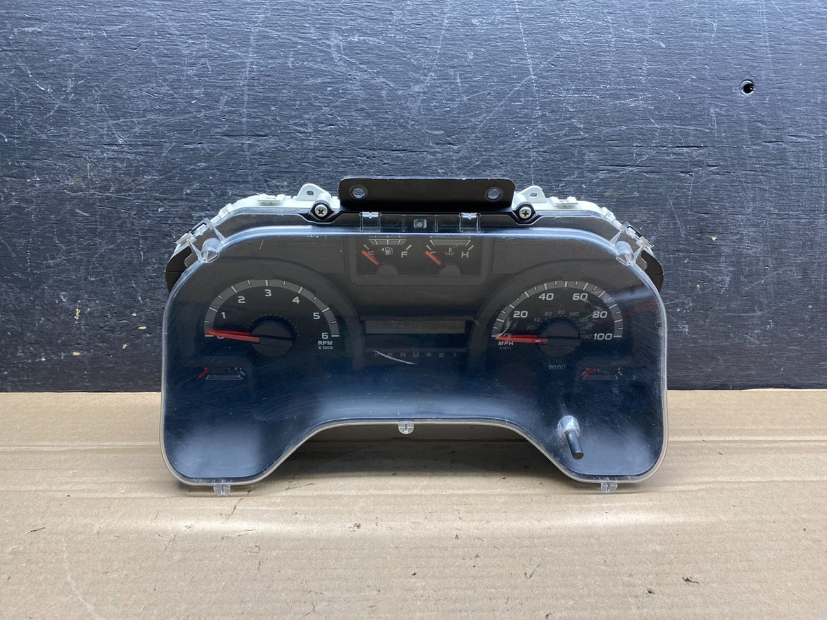 2017 2018 2019 Ford E350 VAN Gauge Speedometer Cluster AH7530 DG0
