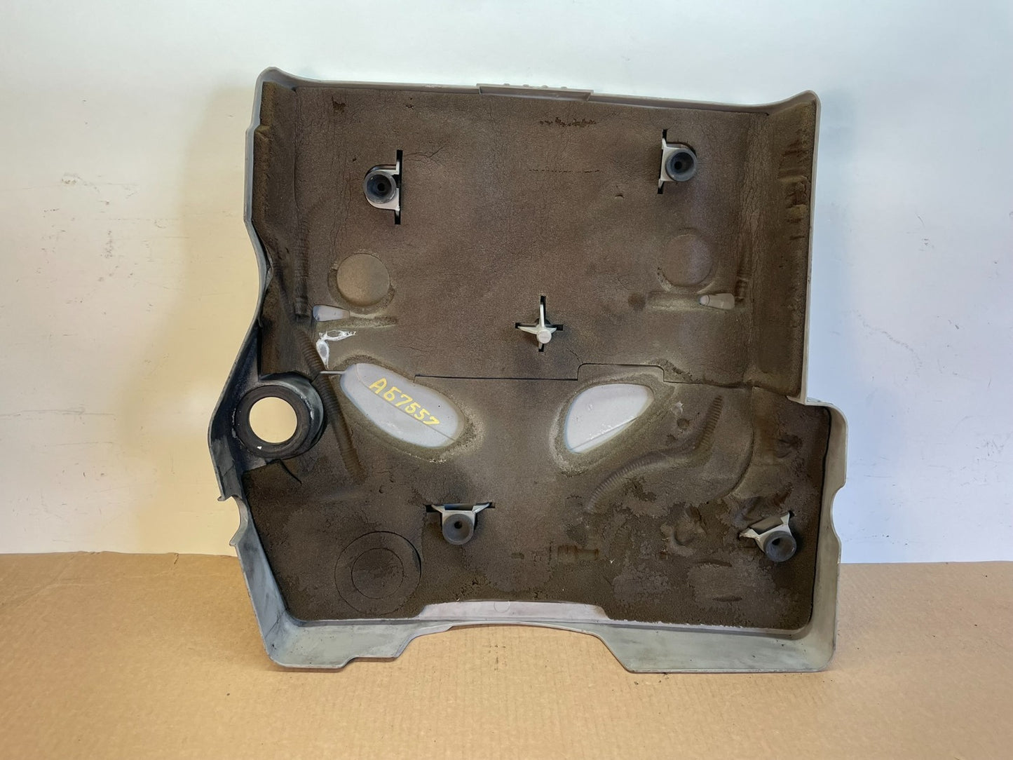 2004 to 2007 Cadillac CTS 3.6L Plastic Engine Cover Shield AG7557 DG3