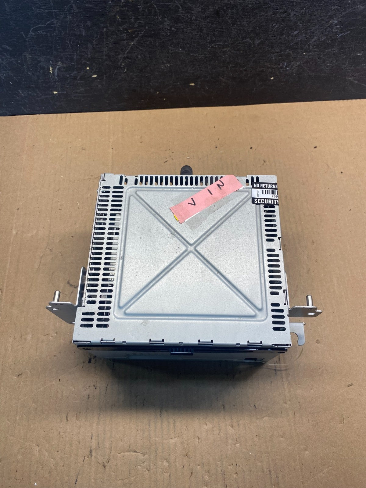 2010 2011 2012 Ford Fusion Radio Audio Receiver AM FM CD MP3 AE7724 DW3