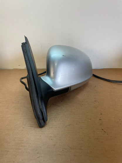 2006-2010 Volkswagen Jetta Left Driver View Door Mirror AG0639 DW1