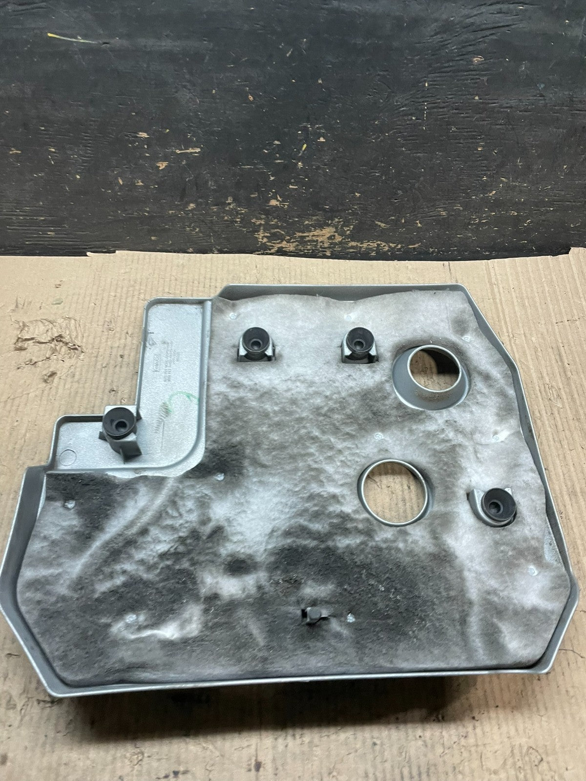 2005 to 2008 Ford Escape Hybrid Engine Motor Cover Oem V4103 DG5