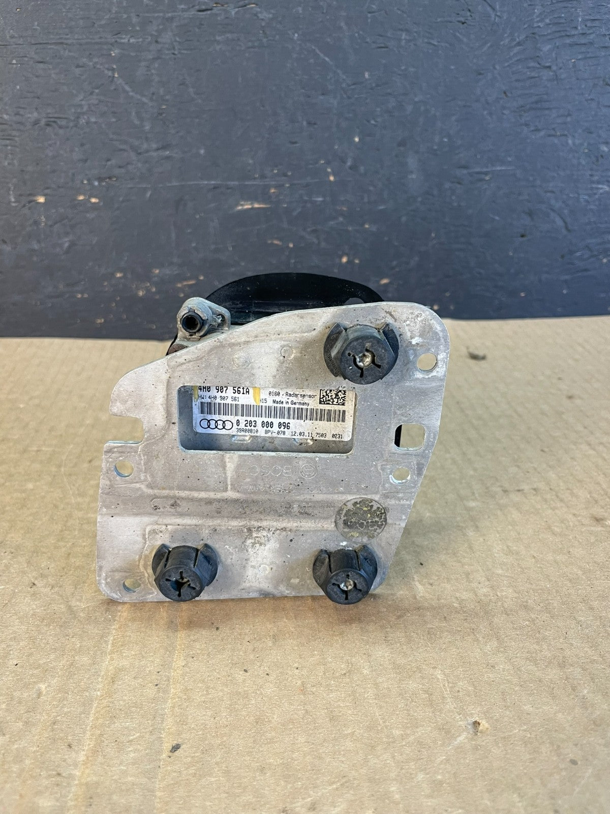 2011 - 2014 AUDI A8 S8 Right RH Adaptive Cruise Control Module AF3663 DG4