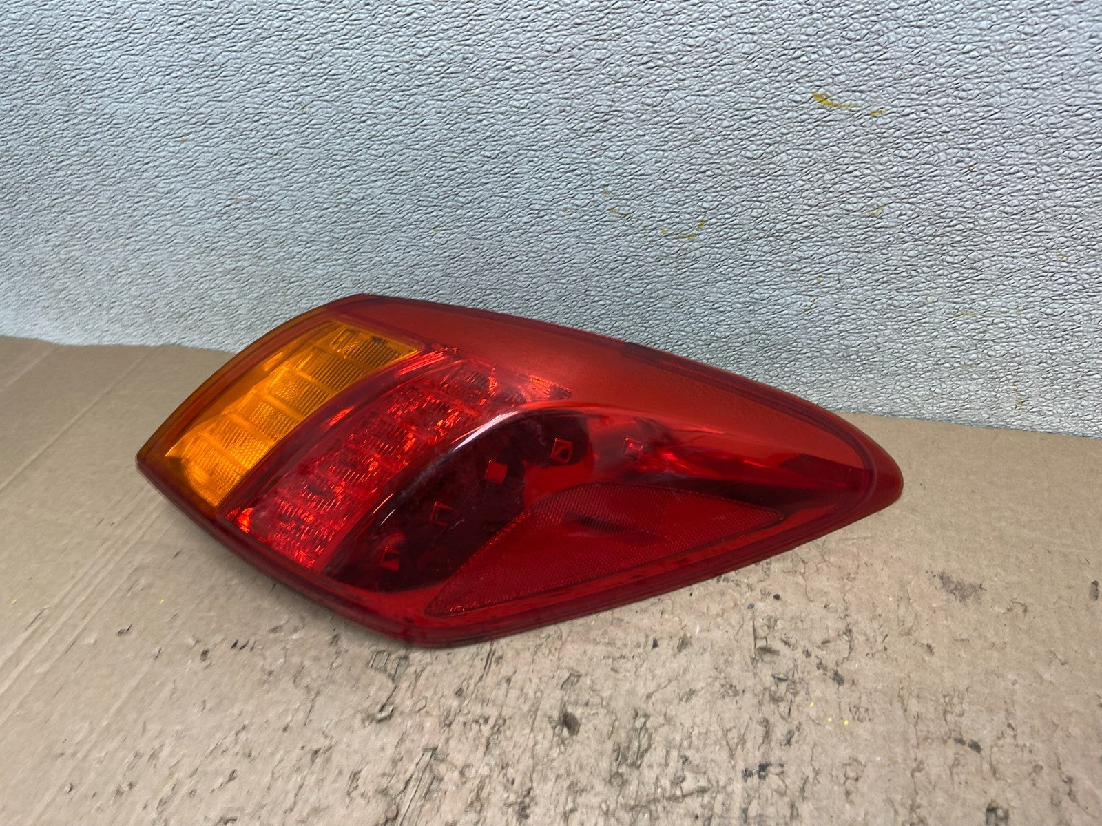 2009 2010 Nissan Murano Right Passenger Rh Side Tail Light Oem Y0810 DW1