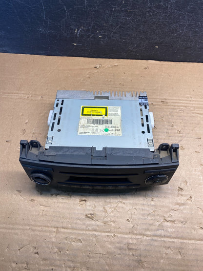 2007 2008 2009 Sprinter 2500 3500 AM FM Radio Single CD Disc Player AD96463