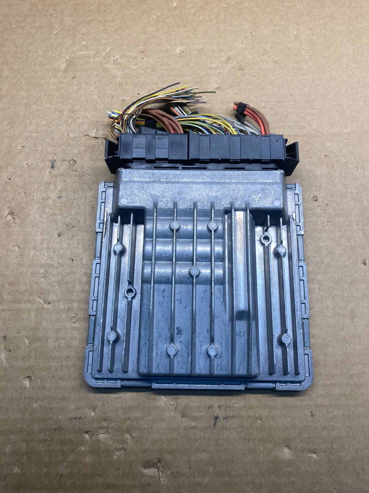 2007 - 2011 BMW 328i 528i E90 ECM ECU Engine Computer 7574546AF6611 DG1