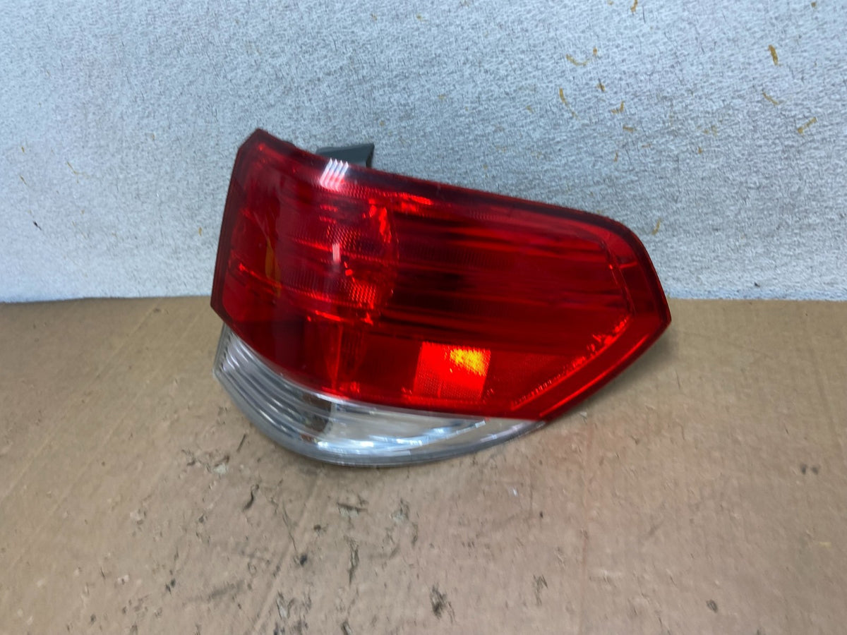 2008 2009 2010 Honda Odyssey Right Passenger Side Tail Light AI9264 LK1