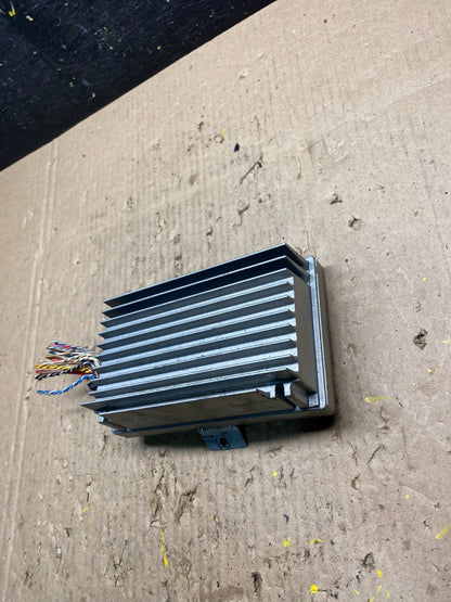 2007-2013 BMW X5 Top HiFi Lear Radio Audio Amplifier Amp OEM R9068 DG2