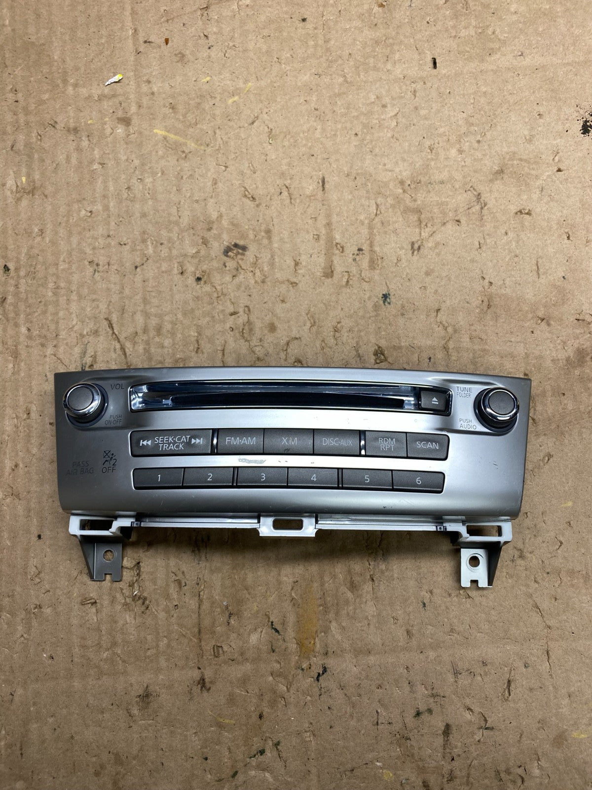 2013 2015 Infiniti JX35 Dashboard Center Radio AM/FM CD Player Z1925 DG0