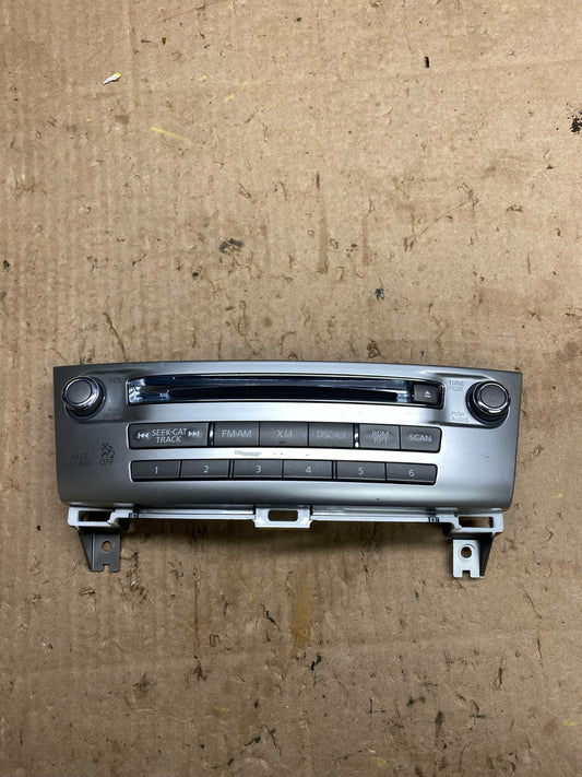 2013 2015 Infiniti JX35 Dashboard Center Radio AM/FM CD Player Z1925 DG0