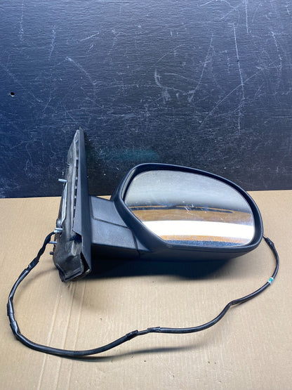 2007-2013 Chevrolet Tahoe Silverado Suburban Right Passenger Mirror AG3520 DW7