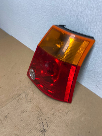 2004 to 2006 Chrysler Pacifica Right Passenger Rh Side Tail Light Oem AC3035 LK1